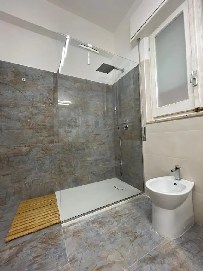 {Palazzo Fodale-5 Stelle} Apartment 70'S Rooms Trapani