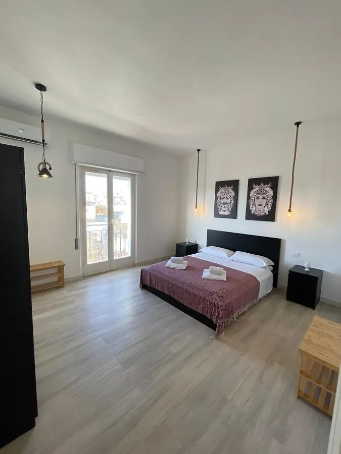 {Palazzo Fodale-5 Stelle} Apartment 70'S Rooms Trapani 0*,