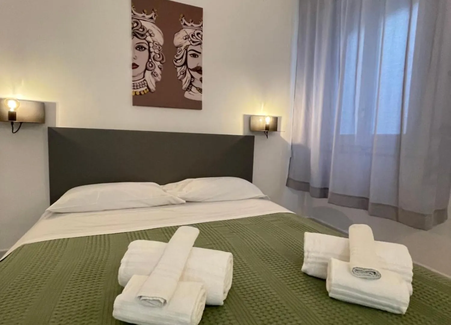 {Palazzo Fodale-5 Stelle} Apartment 70'S Rooms Trapani
